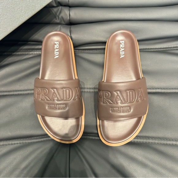 Prada women's casual slippers - Picture 5 of 5